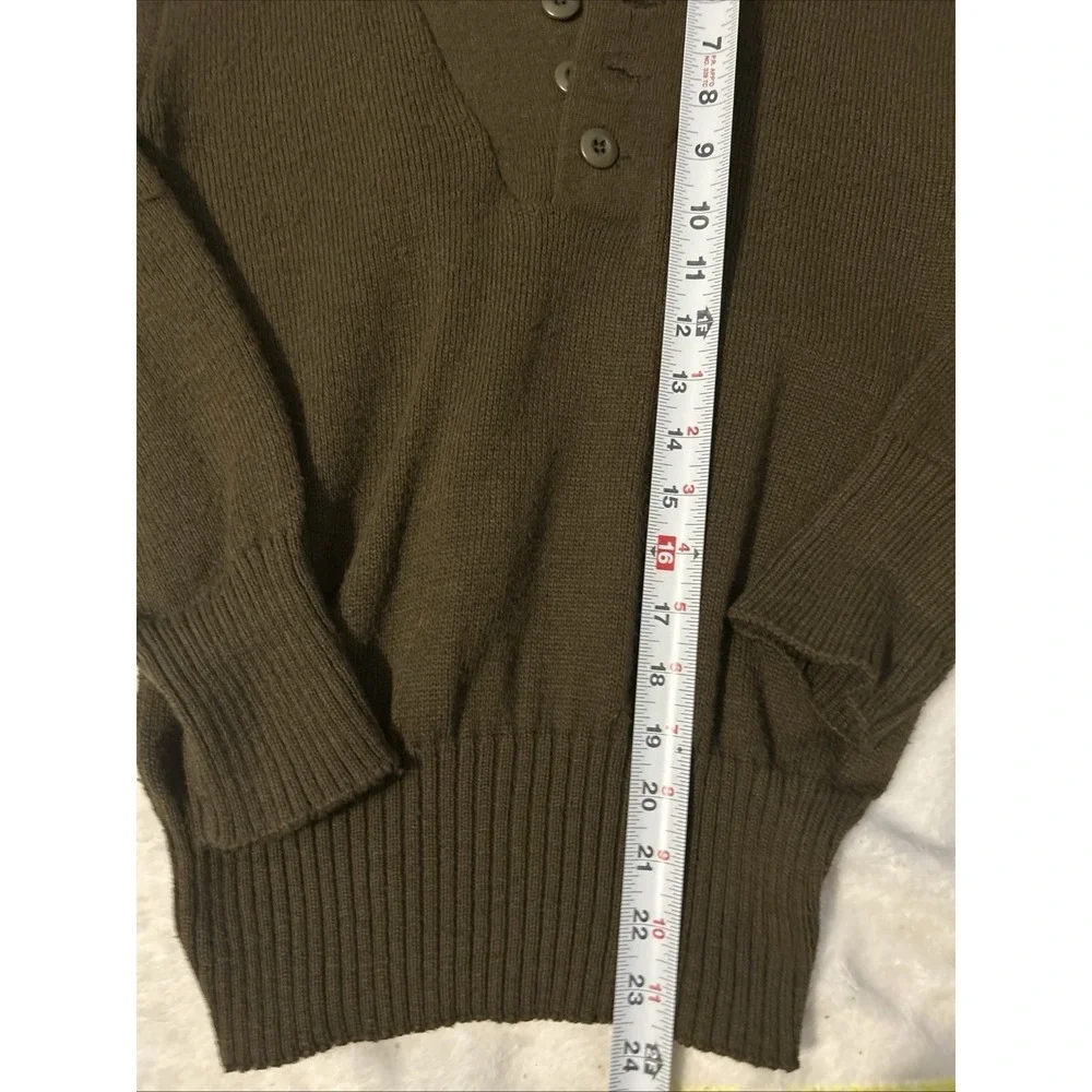 Vintage US Military 1982 Wool Blend 5 Button Henley Sweater Small OD Army